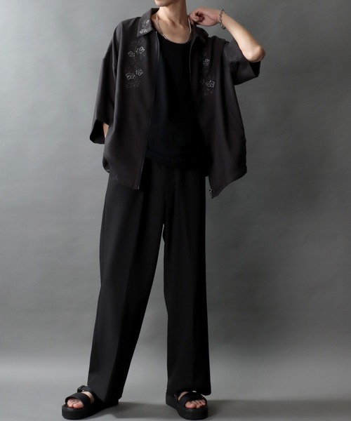 SITRY（シトリー）の「SITRY Flower Embroidery short sleeve blouson/別注 オーバーサイズ 花刺繍 シャツ ジャケット ブルゾン（ブルゾン・メンズ・チャコール/グレイッシュベージュ/ブラック・M/L）」の15枚目の写真