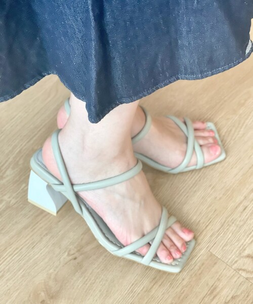 ESPERANZA(エスペランサ)の「◆デザインブロックヒールサンダル(サンダル・レディース・グレー/パープル系/イエロー/ブラック・S/M/L/LL)」の18枚目の写真