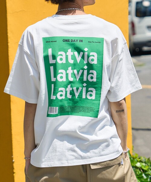 FREAK'S STORE（フリークスストア）の「COLORFUL POSTER TEE