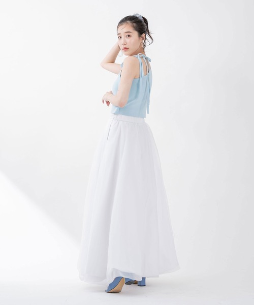 qumerry.（キュメリ）の「デコルテデザインノースリニット（その他トップス・レディース・ホワイト/ブラック/サックスブルー・SMALL/MEDIUM）」の11枚目の写真