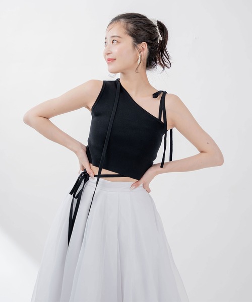 qumerry.（キュメリ）の「デコルテデザインノースリニット（その他トップス・レディース・ホワイト/ブラック/サックスブルー・SMALL/MEDIUM）」の22枚目の写真