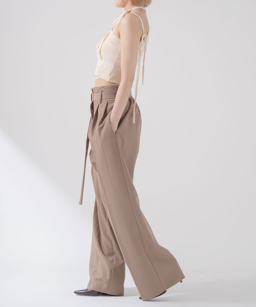 qumerry.（キュメリ）の「デコルテデザインノースリニット（その他トップス・レディース・ホワイト/ブラック/サックスブルー・SMALL/MEDIUM）」の14枚目の写真