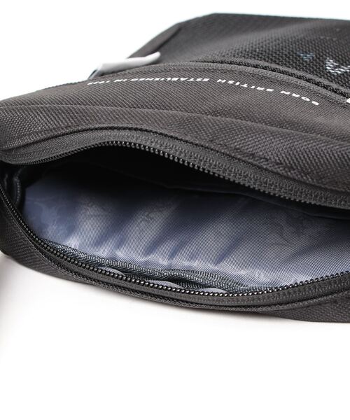 KANGOL(カンゴール)の「【 KANGOL / カンゴール 】 メッシュポケット 縦型 ショルダーバッグ(ショルダーバッグ・メンズ・オフホワイト/ブラウン/ブラック/ブラック系・FREE)」の5枚目の写真