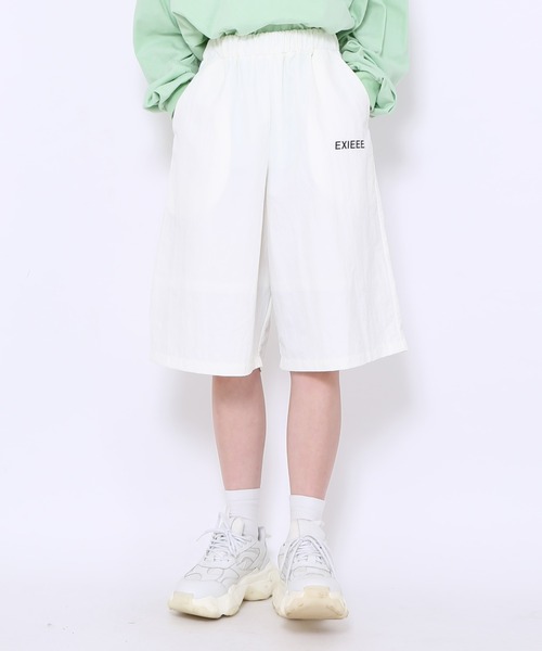 EXIEEE(イグジー)の「ナイロンハーフパンツ(その他パンツ・レディース・ブラック/アイボリー・SMALL/MEDIUM/LARGE)」の3枚目の写真