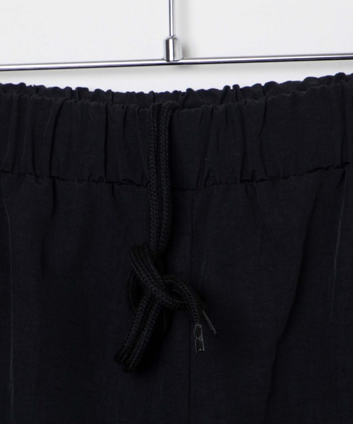 EXIEEE(イグジー)の「ナイロンハーフパンツ(その他パンツ・レディース・ブラック/アイボリー・SMALL/MEDIUM/LARGE)」の14枚目の写真