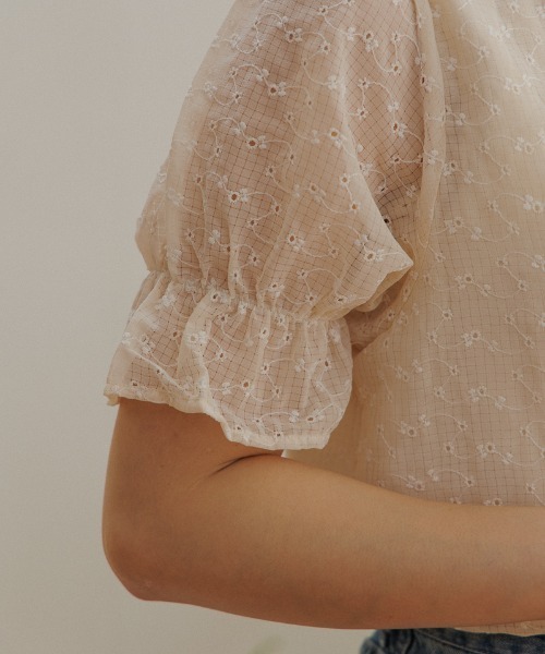 flower（フラワー）の「テンダーエンブロイダリーハーフブラウス（シャツ/ブラウス・レディース・ブルー/オレンジ・FREE）」の10枚目の写真