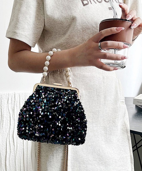 florist(フローリスト)の「【3WAYデザイン】【取外しパールハンドル付】ファビュラススパンコールのがま口ショルダーバッグ/ハンドバッグ(ハンドバッグ・レディース・ゴールド/ホワイト/カラフル/ライトブルー/ブラック/パープル・FREE)」の3枚目の写真