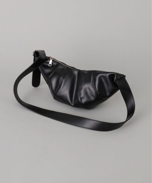 Olu.（オルドット）の「クロワッサンバッグ（ショルダーバッグ・レディース・モカ/ブラック・FREE）」の19枚目の写真