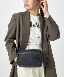 LeSportsac（レスポートサック）の「DANIELLA CROSSBODY ディープシーブルー（ショルダーバッグ・キッズ）」