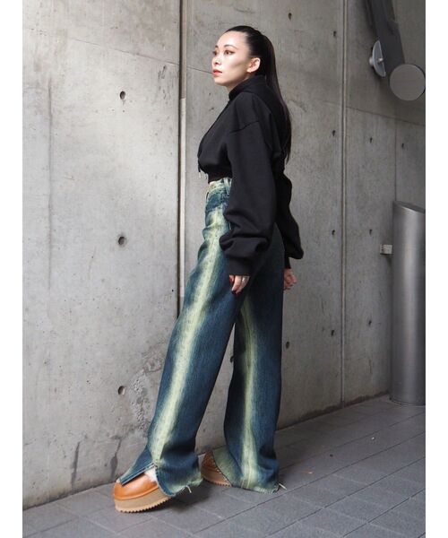 EVRIS（エヴリス）の「SUNNYクロップドフーディー（パーカー・レディース・ネイビー/ブラック/ホワイト・FREE）」の17枚目の写真