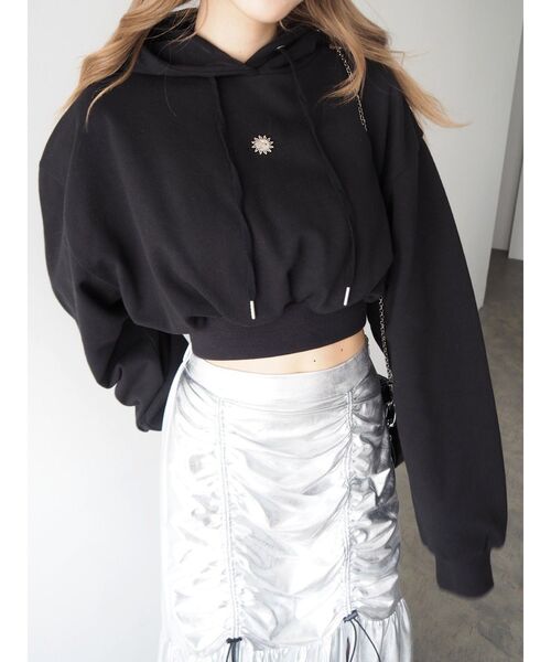 EVRIS（エヴリス）の「SUNNYクロップドフーディー（パーカー・レディース・ネイビー/ブラック/ホワイト・FREE）」の18枚目の写真