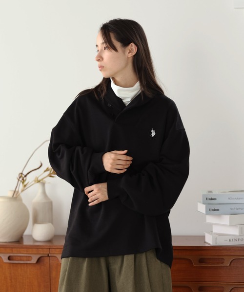 U.S. POLO ASSN.(ユーエスポロアッスン)の「U.S. POLO ASSN. / ユーエスポロアッスン 別注 コラボ ショールカラースウェットトレーナー(スウェット・メンズ・グレイッシュベージュ/ネイビー/ブラック・LARGE/MEDIUM)」の5枚目の写真