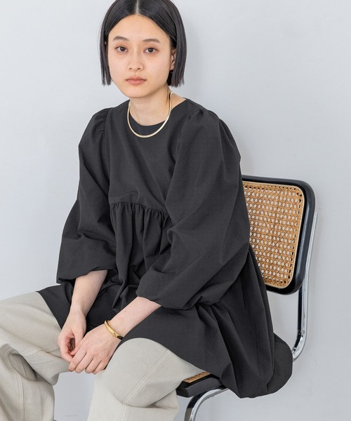 A part by（アパートバイ）の「ペプラムブラウス_長袖（シャツ/ブラウス・レディース・ライトベージュ/アイボリー/ブラック/オフホワイト・FREE）」の20枚目の写真