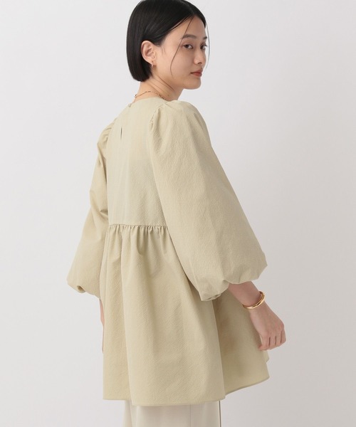 A part by（アパートバイ）の「ペプラムブラウス_長袖（シャツ/ブラウス・レディース・ライトベージュ/アイボリー/ブラック/オフホワイト・FREE）」の18枚目の写真