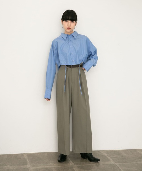 KBF（ケイビーエフ）の「ヘムドロストシャツ（シャツ/ブラウス・レディース・ブルー系その他/ブラック/パープル系その他/オフホワイト・ONE）」の17枚目の写真