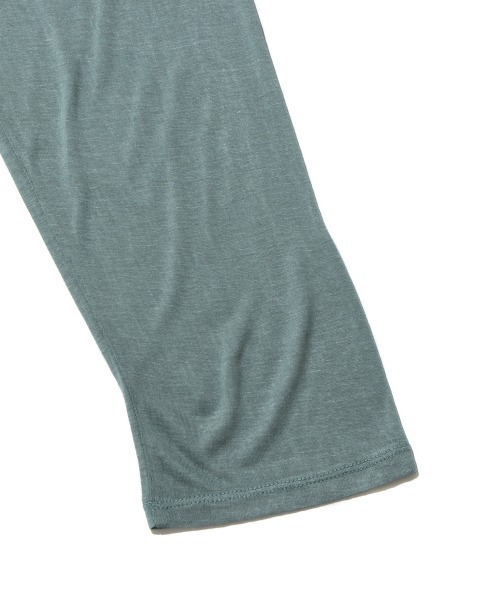 atmos pink（アトモスピンク）の「atmos pink ラグランスラブ ロンT（Tシャツ/カットソー・レディース・ブラック/ネイビー/グリーン・S/M）」の5枚目の写真