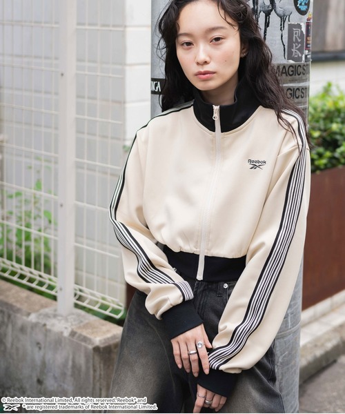 Reebok（リーボック）の「∴WEGO/別注Reebok ショートトラックジャケット（ジャージ・レディース・ブラック/ベージュ・FREE）」の18枚目の写真