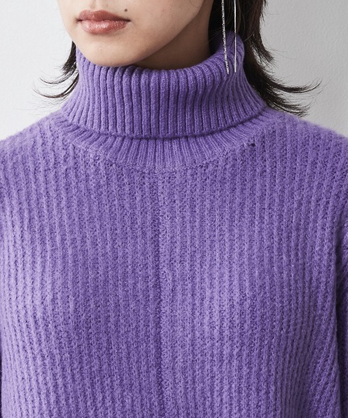 CHIC STYLE(シックスタイル)の「<大きいサイズ>Aラインタートルニットプルオーバー シックスタイル(ニット/セーター・レディース・ブラック/パープル・L/LL/3L/4L/5L)」の12枚目の写真