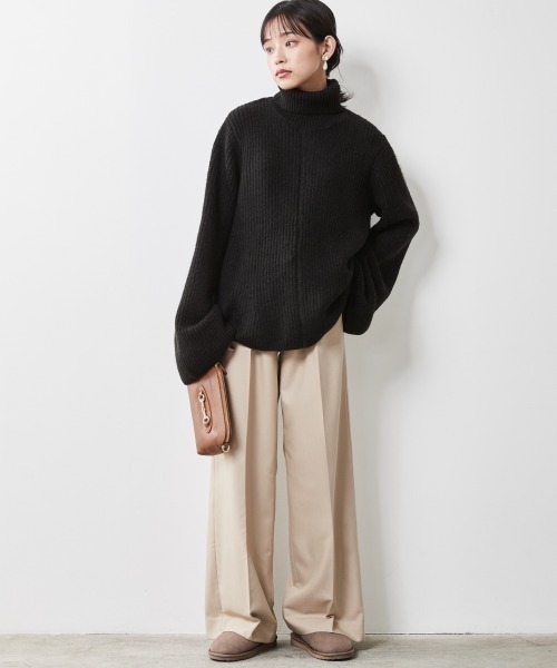 CHIC STYLE(シックスタイル)の「<大きいサイズ>Aラインタートルニットプルオーバー シックスタイル(ニット/セーター・レディース・ブラック/パープル・L/LL/3L/4L/5L)」の9枚目の写真