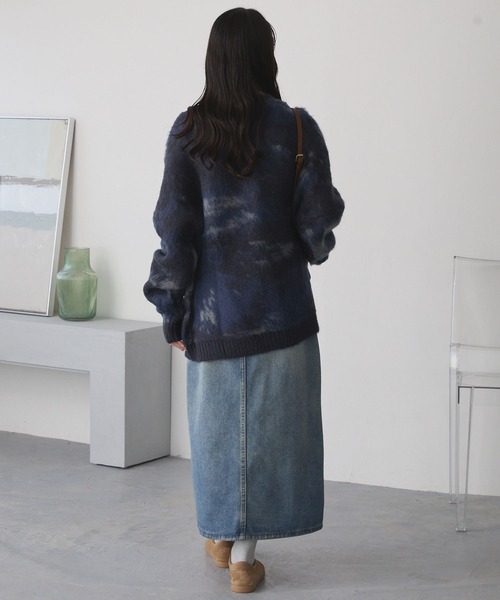 セール】アブストラクトシャギーモヘアライク ルーズクルーネック