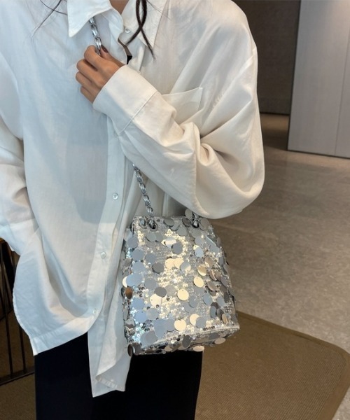 sakishimatokyo(サキシマトーキョー)の「【スパンコール】キルティングチェーンショルダーBAG/オケージョン/パーティー(ショルダーバッグ・レディース・ブラック/シルバー・FREE)」の3枚目の写真