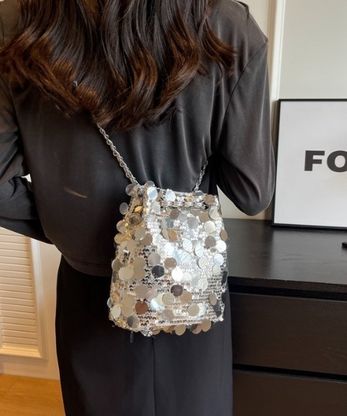 sakishimatokyo(サキシマトーキョー)の「【スパンコール】キルティングチェーンショルダーBAG/オケージョン/パーティー(ショルダーバッグ・レディース・ブラック/シルバー・FREE)」の4枚目の写真