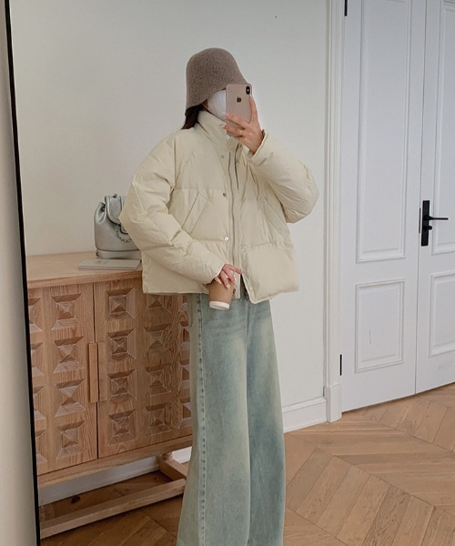 LAC-VERT（ラック・ヴェール）の「中綿ハイネックダウンジャケット/ブルゾン（ダウンジャケット/コート・レディース・キャメル/アイボリー/ブルー/ブラック・FREE）」の10枚目の写真