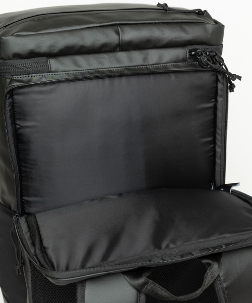 NEW ERA(ニューエラ)の「ニューエラ ボックスパックラージ バックパック 大容量46L(バックパック/リュック・メンズ・ブラック系/ネイビー/ブラック/ブラック×グレー/ブラック系その他/ブラック×ブラック/ブラック系その他2・FREE)」の14枚目の写真