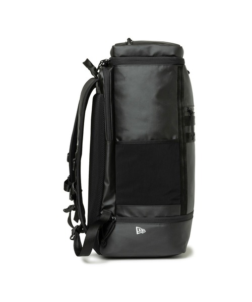 NEW ERA(ニューエラ)の「ニューエラ ボックスパックラージ バックパック 大容量46L(バックパック/リュック・メンズ・ブラック系/ネイビー/ブラック/ブラック×グレー/ブラック系その他/ブラック×ブラック/ブラック系その他2・FREE)」の10枚目の写真