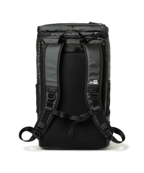 NEW ERA(ニューエラ)の「ニューエラ ボックスパックラージ バックパック 大容量46L(バックパック/リュック・メンズ・ブラック系/ネイビー/ブラック/ブラック×グレー/ブラック系その他/ブラック×ブラック/ブラック系その他2・FREE)」の9枚目の写真