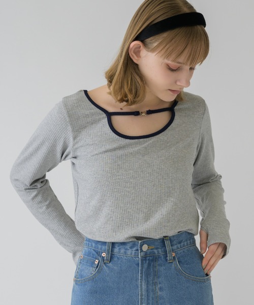 idem（イデム）の「2way heart metal tops/ロングスリーブリブトップス（Tシャツ/カットソー・レディース・グレー/アイボリー・FREE）」の10枚目の写真