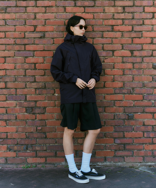 MARMOT（マーモット）の「【Marmot / マーモット】別注 GORE-TEX 3L Shell Jacket（マウンテンパーカー・メンズ・ブラック/ネイビー・MEDIUM/LARGE/X-LARGE）」の12枚目の写真