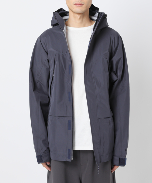 MARMOT（マーモット）の「【Marmot / マーモット】別注 GORE-TEX 3L Shell Jacket（マウンテンパーカー・メンズ・ブラック/ネイビー・MEDIUM/LARGE/X-LARGE）」の13枚目の写真