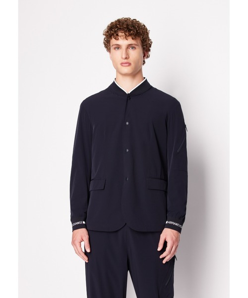 ARMANI EXCHANGE(アルマーニエクスチェンジ)の「【A|X アルマーニ エクスチェンジ】AXロゴ ストレッチナイロンジャケット(ノーカラージャケット・メンズ・ネイビー・42/36/44/40/38/34)」の7枚目の写真