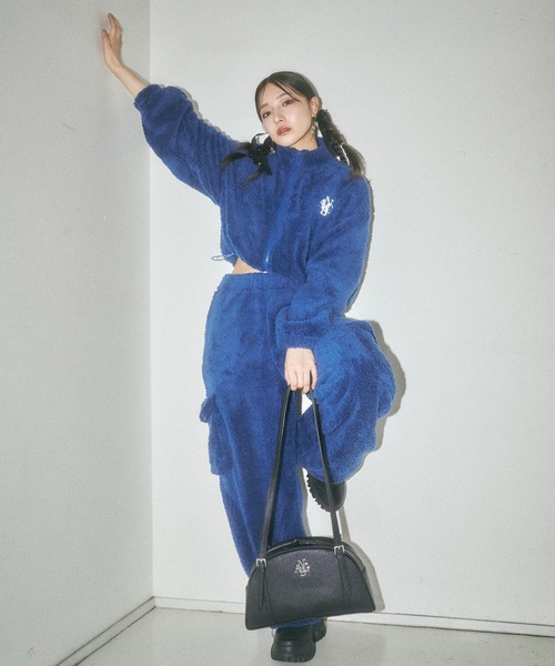 ANDGEEBEE（アンジービー）の「ボアブルゾンパンツセット（その他トップス・レディース・ブルー/ホワイト・FREE）」の5枚目の写真