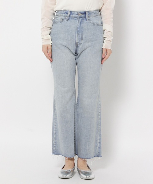 LOWRYS FARM(ローリーズファーム)の「CONE/フレアパンツ 991525(デニムパンツ・レディース・ブラック/ブルー/ブルー系その他・MEDIUM/LARGE)」の16枚目の写真