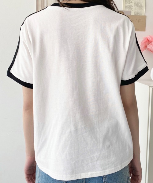 moment+（モーメントプラス）の「綿100％天竺.ワンポイント刺繍配色カラーライン半袖Tシャツ（Tシャツ/カットソー・レディース・オフホワイト/チャコールグレー/オートミール・M/L）」の11枚目の写真