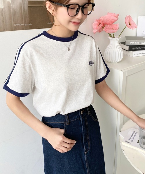 moment+（モーメントプラス）の「綿100％天竺.ワンポイント刺繍配色カラーライン半袖Tシャツ（Tシャツ/カットソー・レディース・オフホワイト/チャコールグレー/オートミール・M/L）」の19枚目の写真