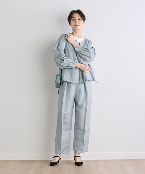 INED CLARO（イネドクラロ）の「イージーケアリネン ノーカラーブルゾン【セットアップ対応】（ブルゾン・レディース・グレー/ブルー・フリー）」の16枚目の写真