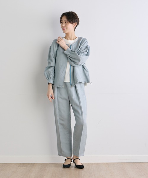 INED CLARO（イネドクラロ）の「イージーケアリネン ノーカラーブルゾン【セットアップ対応】（ブルゾン・レディース・グレー/ブルー・フリー）」の17枚目の写真