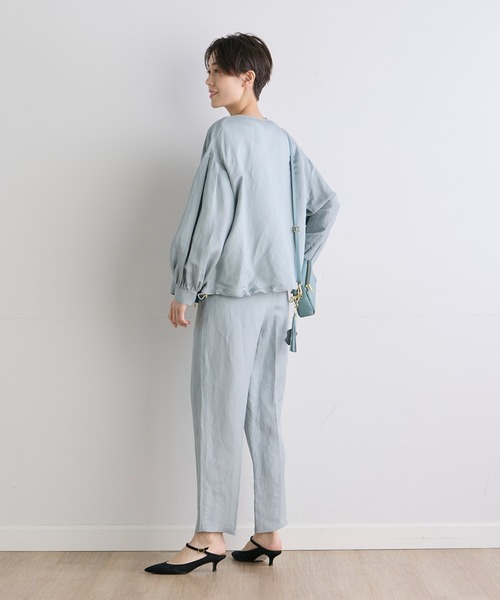 INED CLARO（イネドクラロ）の「イージーケアリネン ノーカラーブルゾン【セットアップ対応】（ブルゾン・レディース・グレー/ブルー・フリー）」の13枚目の写真