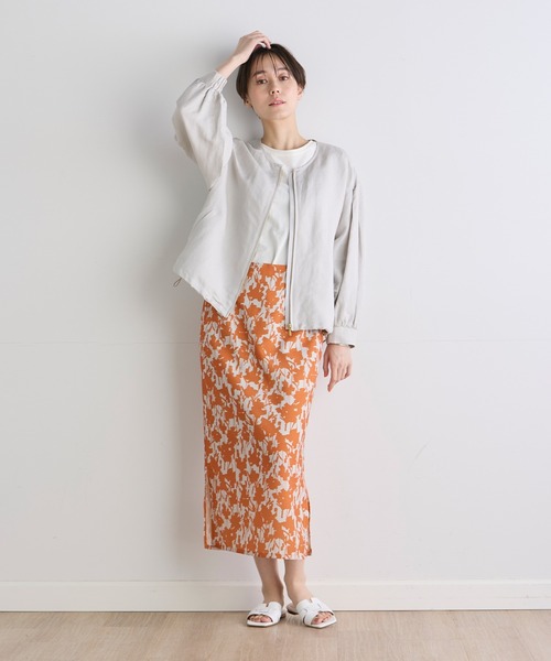 INED CLARO（イネドクラロ）の「イージーケアリネン ノーカラーブルゾン【セットアップ対応】（ブルゾン・レディース・グレー/ブルー・フリー）」の21枚目の写真