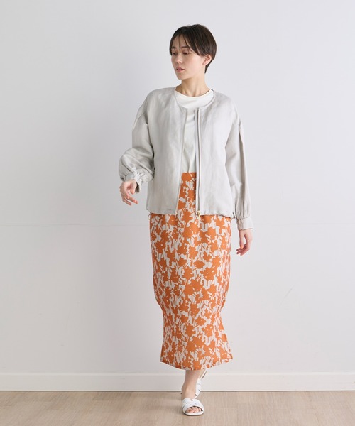 INED CLARO（イネドクラロ）の「イージーケアリネン ノーカラーブルゾン【セットアップ対応】（ブルゾン・レディース・グレー/ブルー・フリー）」の22枚目の写真