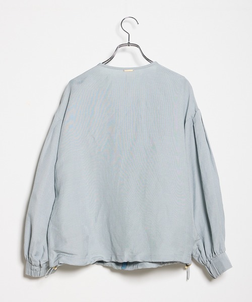 INED CLARO（イネドクラロ）の「イージーケアリネン ノーカラーブルゾン【セットアップ対応】（ブルゾン・レディース・グレー/ブルー・フリー）」の7枚目の写真