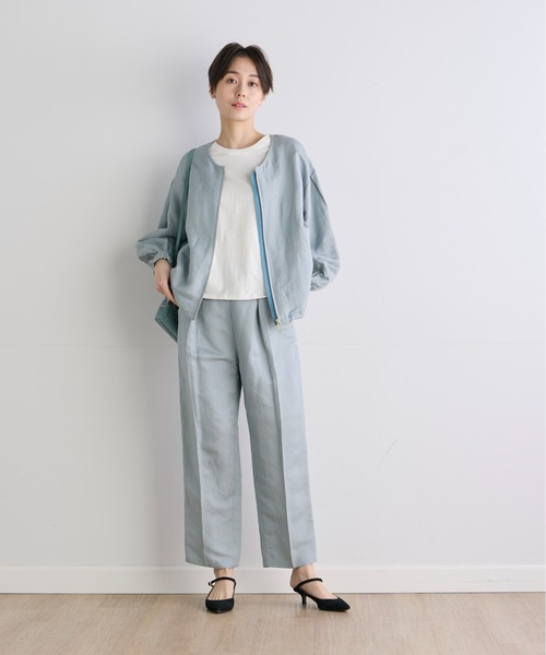 INED CLARO（イネドクラロ）の「イージーケアリネン ノーカラーブルゾン【セットアップ対応】（ブルゾン・レディース・グレー/ブルー・フリー）」の4枚目の写真