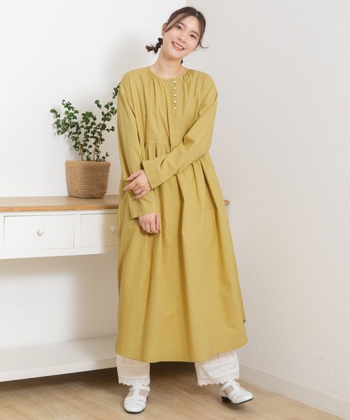 POU DOU DOU（プードゥドゥ）の「並びボタンギャザーワンピース（ワンピース・レディース・イエロー/ミント/ダークグレー・3）」の5枚目の写真