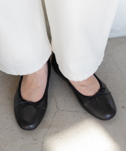 REMME(レメ)の「REMME/バレエシューズ(バレエシューズ・レディース・シルバー/ブラック/ベージュ・36/37/38)」の2枚目の写真