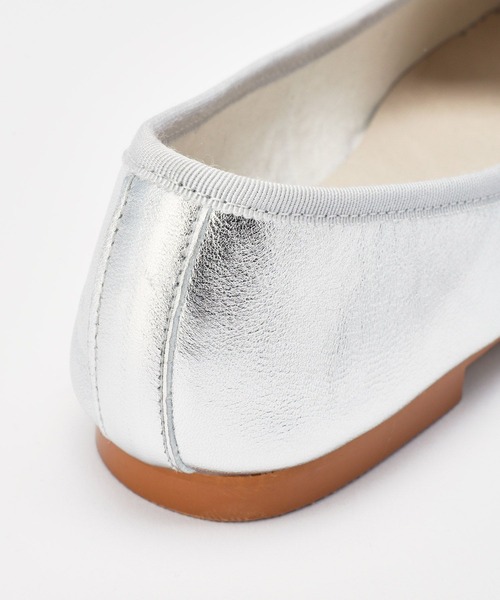 REMME(レメ)の「REMME/バレエシューズ(バレエシューズ・レディース・シルバー/ブラック/ベージュ・36/37/38)」の22枚目の写真