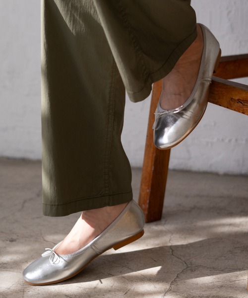 REMME(レメ)の「REMME/バレエシューズ(バレエシューズ・レディース・シルバー/ブラック/ベージュ・36/37/38)」の7枚目の写真