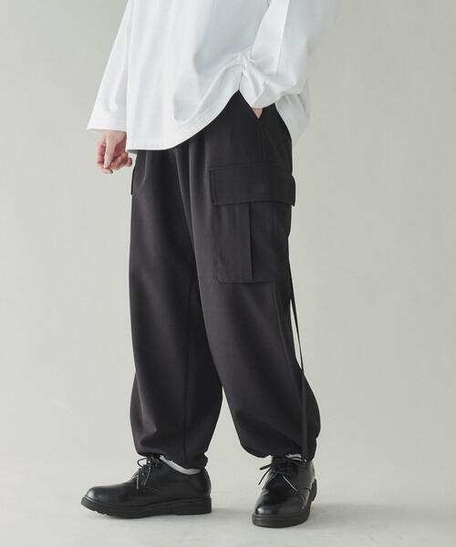 LUCY（ルーシー）の「LUCY/トロミカーゴスラックス（カーゴパンツ・メンズ・ライトベージュ/カーキ/ブラック・MEDIUM/LARGE）」の4枚目の写真